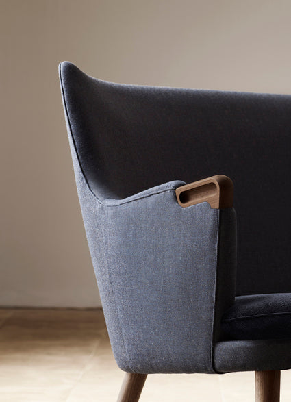 CH71 Sessel von Hans J. Wegner - Seife / Eg-Stofgruppe 1 - Jacobsen Plus