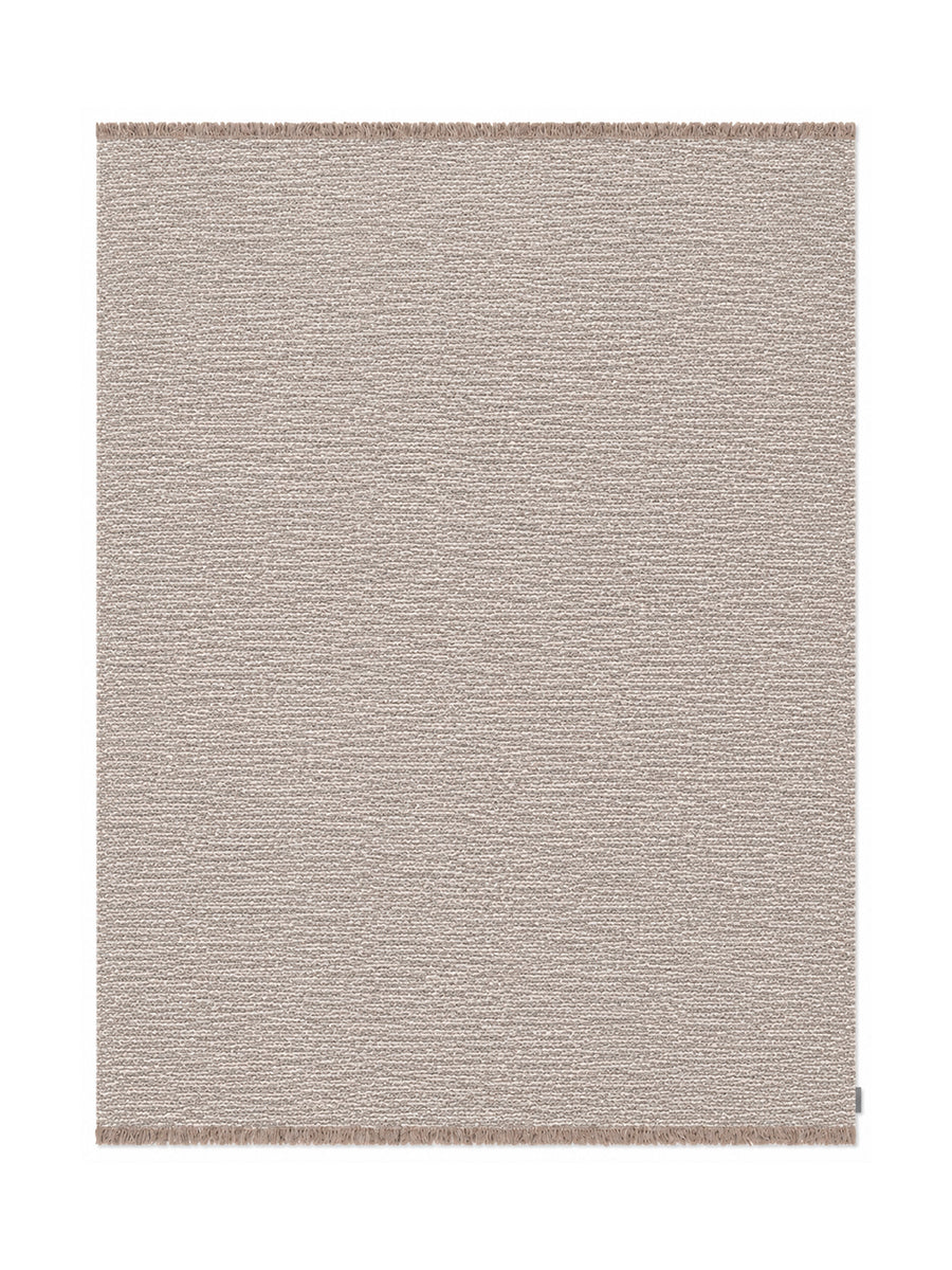 Yield Melange Naturally Coloured Fringes Teppich, 0152 von Kvadrat - 1 - Jacobsen Plus