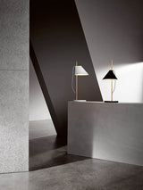 Yuh Brass Tischleuchte von Louis Poulsen - 1 - Jacobsen Plus