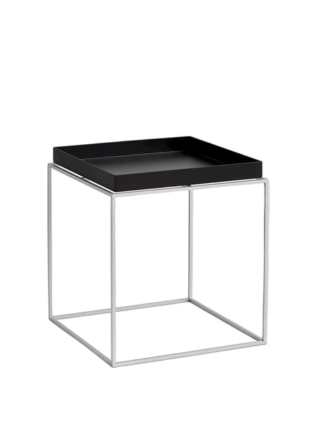 Tray Table Medium 40x40, silikonbeschichtete Stahlbase von HAY - Schokolade (Hochglanz) - Jacobsen Plus