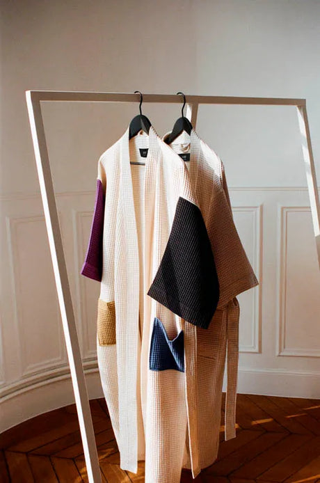 Loop Stand Wardrobe von HAY - Schwarz - Jacobsen Plus