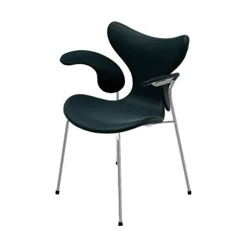 3208 Liljen med armlæn af Arne Jacobsen - Essential læder / Sort - Jacobsen Plus