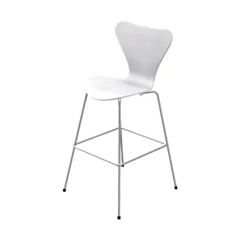 3197 Høj Barstol af Arne Jacobsen