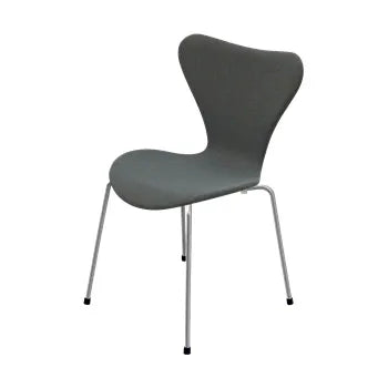 3107 Serie 7, vollgepolstert von Arne Jacobsen - Remix / 852 Rostblau - Jacobsen Plus