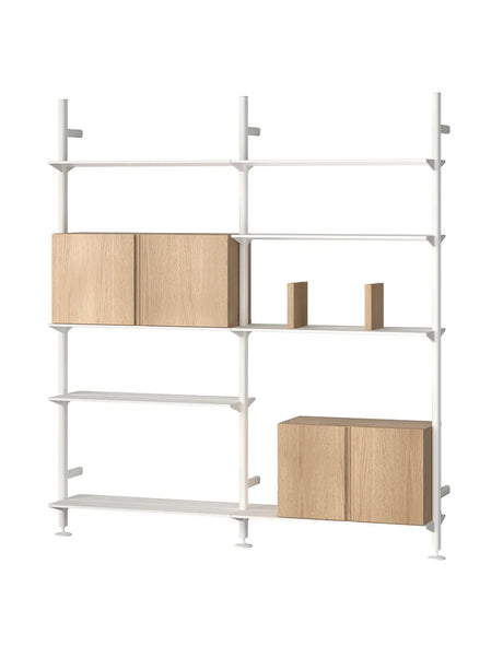 Pira G2 Floor-to-Wall Shelving Bundle D von String - Schwarz - Walnuss - Jacobsen Plus