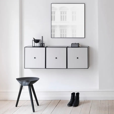View Spiegel von Audo Copenhagen - 56 x 56 cm / Schwarz - Jacobsen Plus
