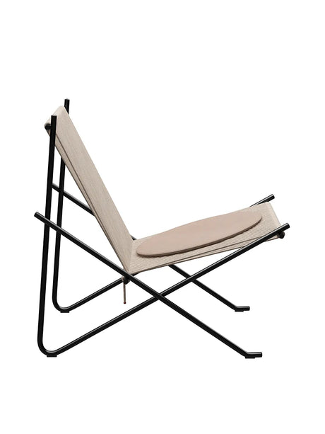 PK4 Loungestol i natur, sort stel af Poul Kjærholm - M. hynde i Natur Canvas - Jacobsen Plus