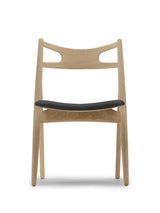 CH29 Sägebockstuhl in Eiche von Hans J. Wegner - 1 - Jacobsen Plus