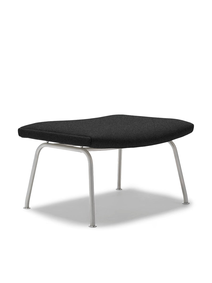 CH446 Hocker von Hans J. Wegner - Textil: Divina Melange 180 - Jacobsen Plus