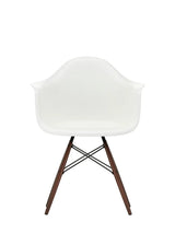 Eames Plastic Armchair DAW, dunkel Ahorn/white von Vitra - 1 - Jacobsen Plus