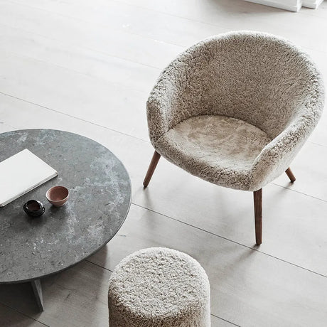 Ditzel Lounge Chair, Lammfell von Fredericia Furniture - 1 - Jacobsen Plus