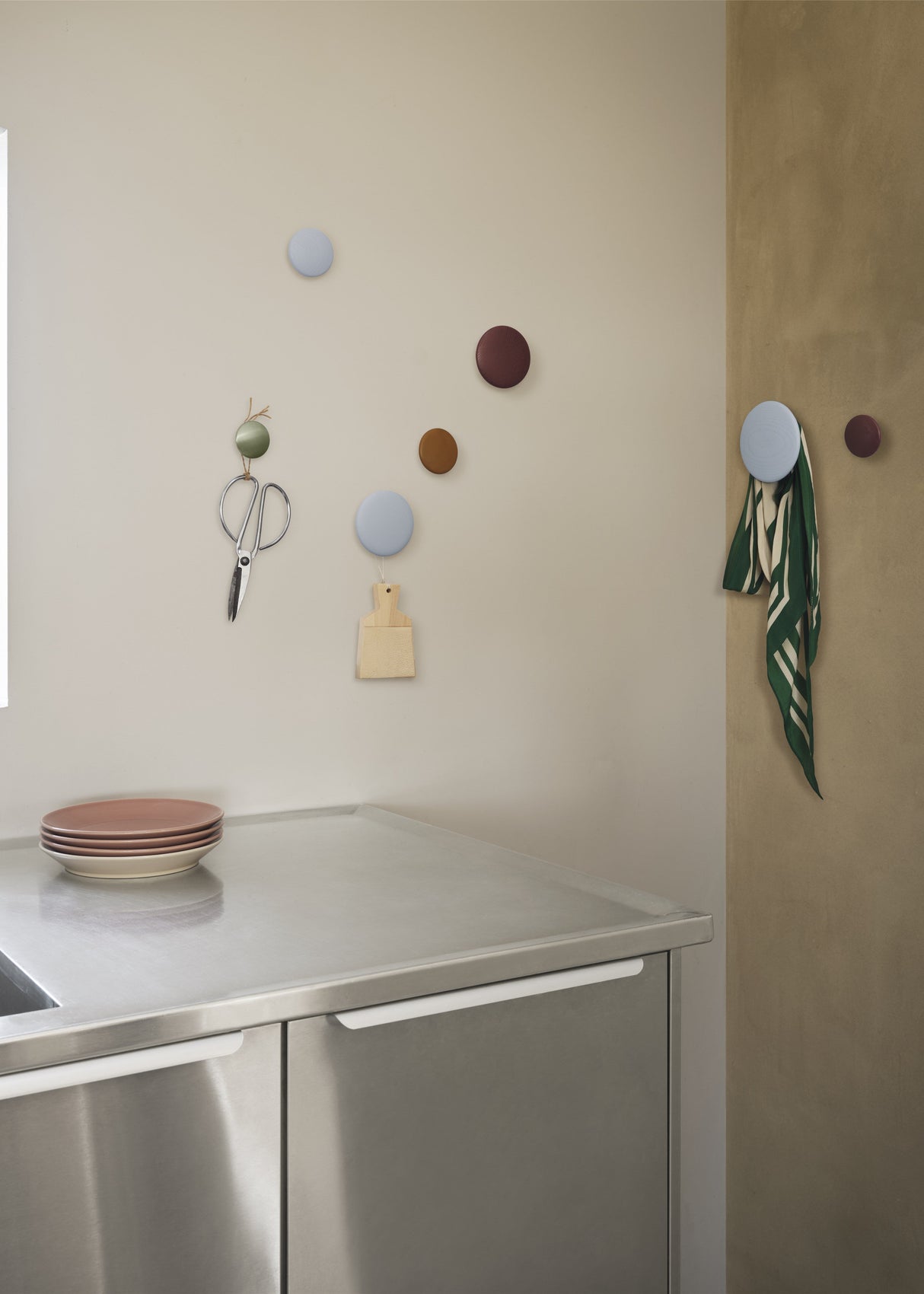 Dots Metal fra Muuto - 2 - Jacobsen Plus