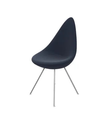 3110 Drop™ Stuhl af Arne Jacobsen - Voll gepolstert / Ruhm / 66061 Marineblau - Jacobsen Plus