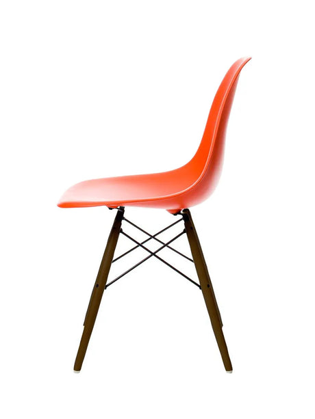 Eames Plastic Side Chair DSW, dunkel gebeizt Ahornholz von Vitra - Mustard - Jacobsen Plus