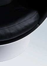 The Leather Ball Chair af Eero Aarnio - 2 - Jacobsen Plus