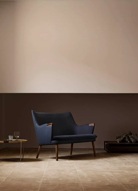 CH72 Sofa von Hans J. Wegner - Eg-Stofgruppe 1 / Seife - Jacobsen Plus