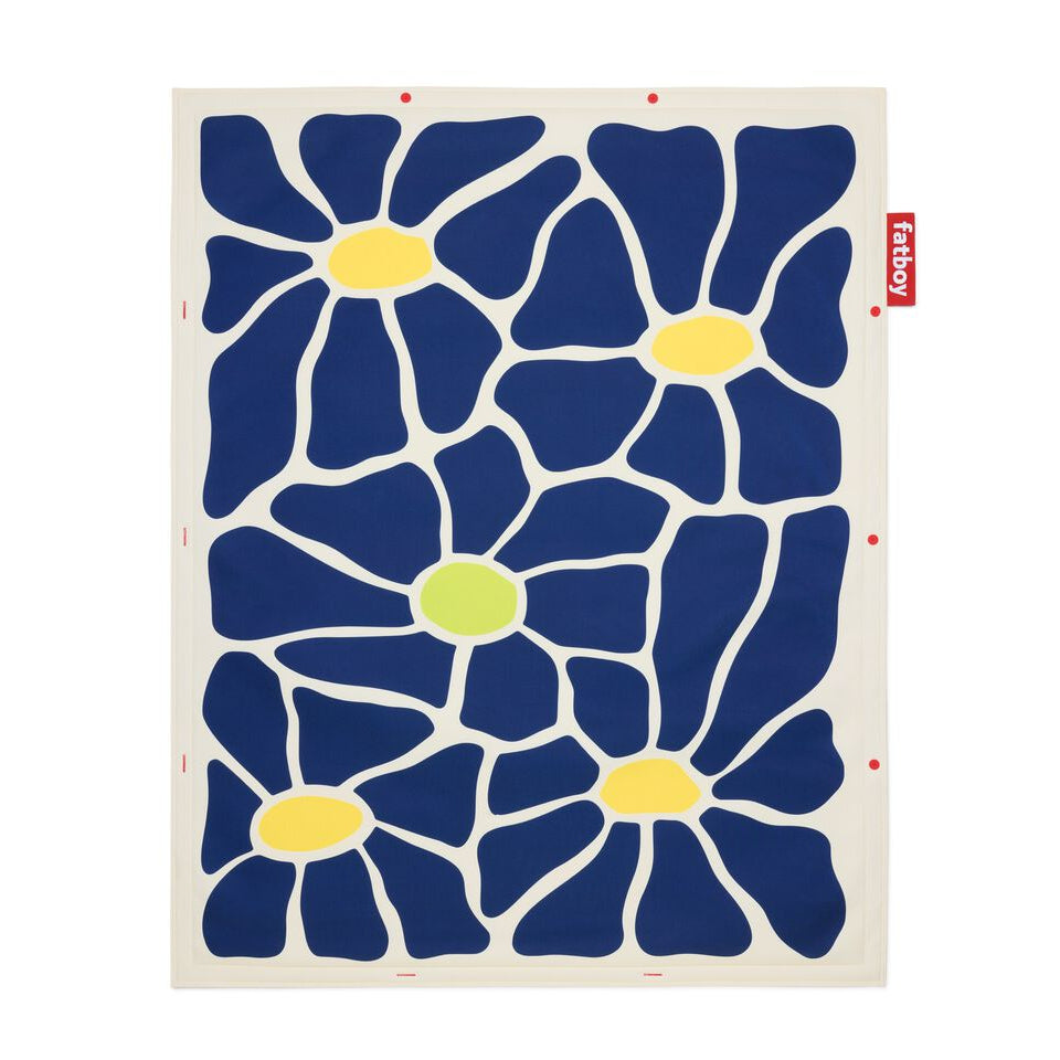 Flying Carpet udendørstæppe fra Fatboy - Floral Navy / Creme - Jacobsen Plus