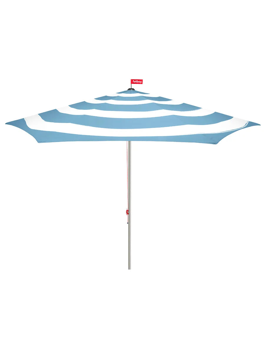 Stripesol parasol fra Fatboy - Wave Blue - Jacobsen Plus