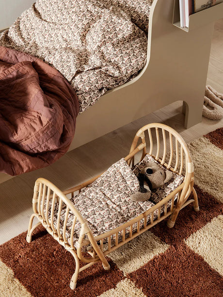 Kuku Puppenbett von Ferm Living - 2 - Jacobsen Plus