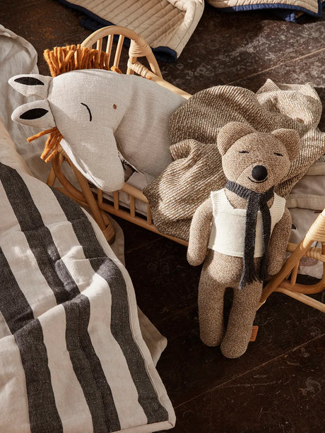 Kuku Puppenbett von Ferm Living - 3 - Jacobsen Plus
