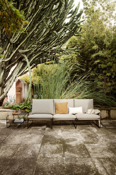 Desert 3-Sitzer outdoor Sofa von Ferm Living - Kaschmir - Pure Bouclé - Chestnut - Jacobsen Plus
