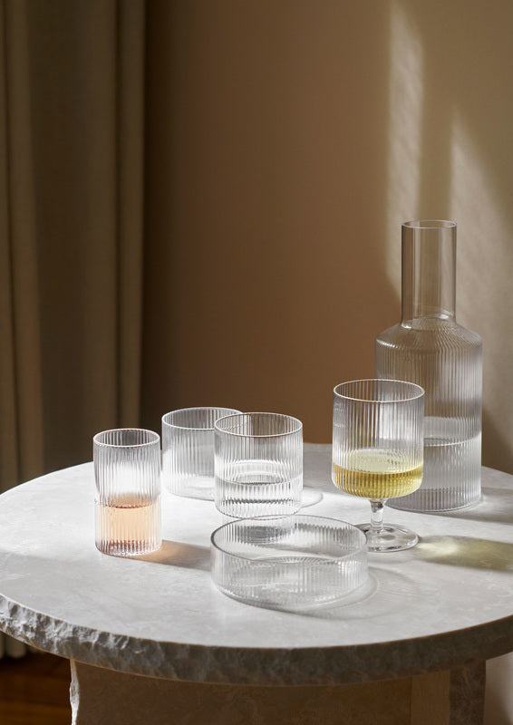 Ripple glas karaffel fra Ferm Living - 2 - Jacobsen Plus