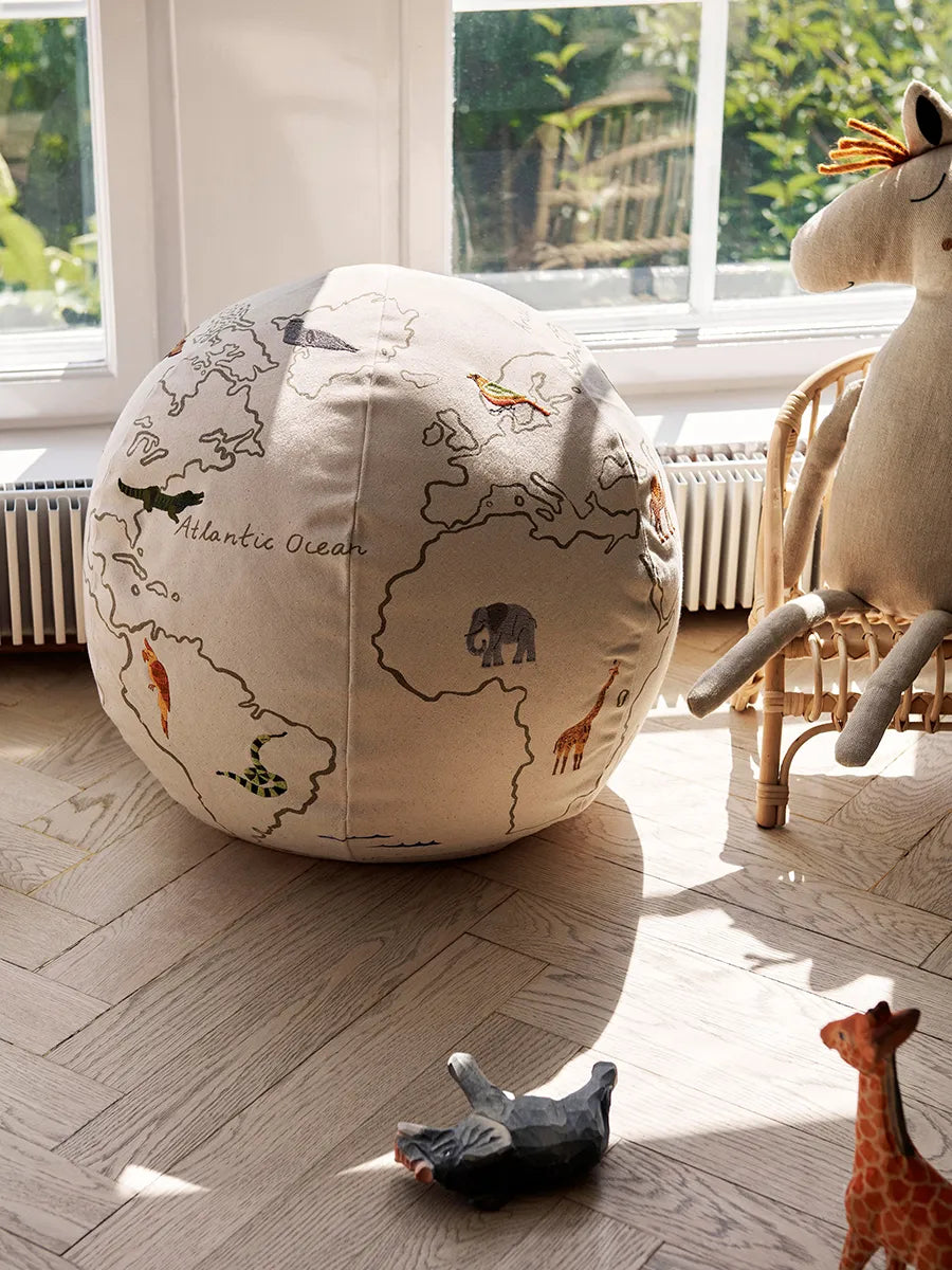 The World Pouf von Ferm Living - 2 - Jacobsen Plus