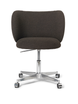 Rico Esszimmerstuhl mit Rollen von Ferm Living - Soft Bouclé - Dunkelbraun - Jacobsen Plus