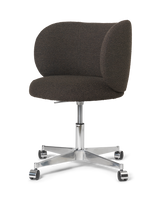 Rico Esszimmerstuhl mit Rollen von Ferm Living - 3 - Jacobsen Plus