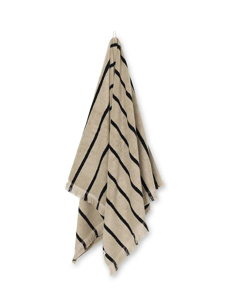 Alee Bath Towel, sand/schwarz von Ferm Living - 1 - Jacobsen Plus