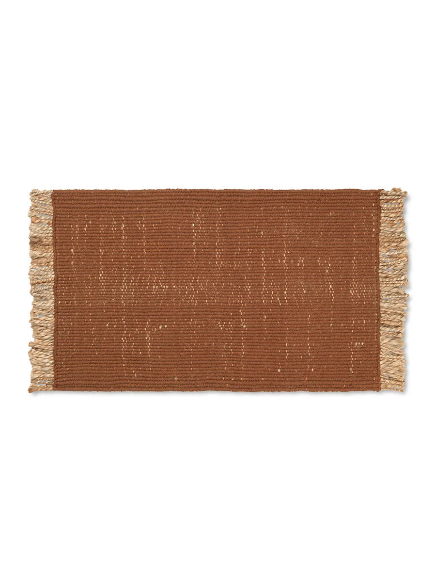 Block Mat von Ferm Living - Dark Brick-Natural - Jacobsen Plus