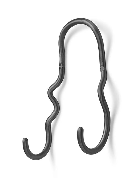 Curvature Double Hook von Ferm Living - Schwarzmessing - Jacobsen Plus
