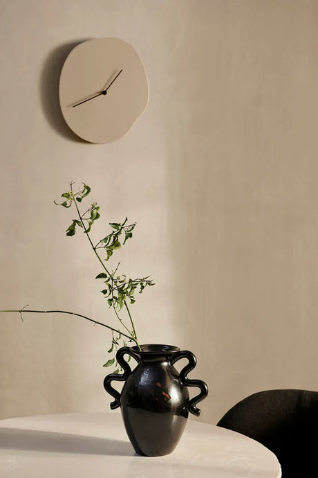 Melt Wanduhr von Ferm Living - Kaschmir - Jacobsen Plus