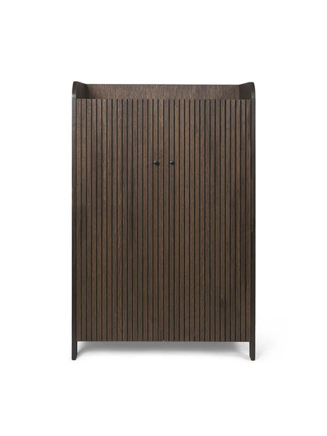 Sill Cupboard Low fra Ferm Living - Dark stained oak - Jacobsen Plus