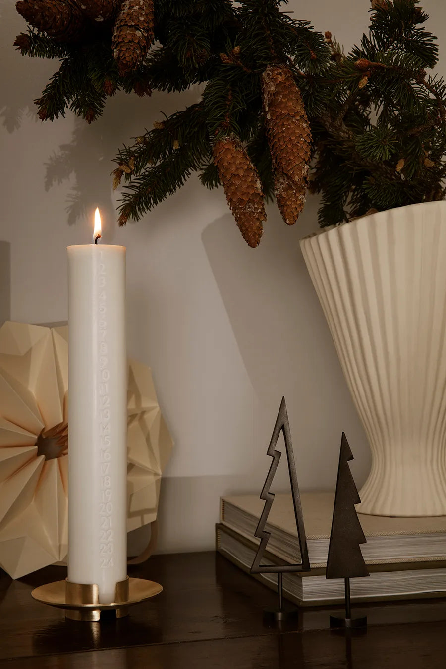Block candle holder fra Ferm Living