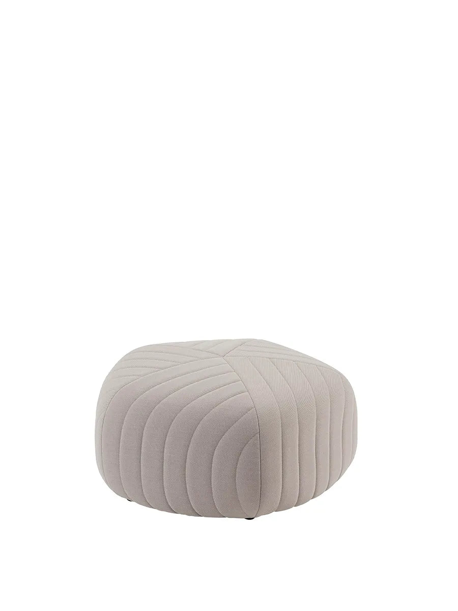 Five Pouf, large fra Muuto - Steelcut Trio 0205 - Beige - Jacobsen Plus