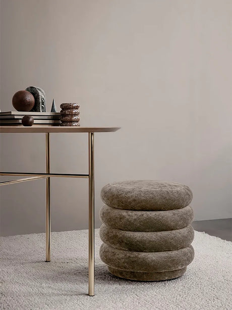 Pouf Round, verblasster Samt von Ferm Living - Beige - Jacobsen Plus