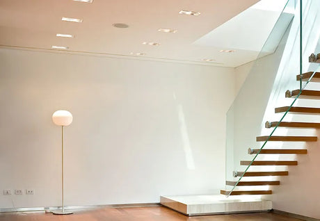Glo-Ball F, Silver Stehleuchte von Flos - F1: Ø: 330 x H: 1350 mm - Jacobsen Plus