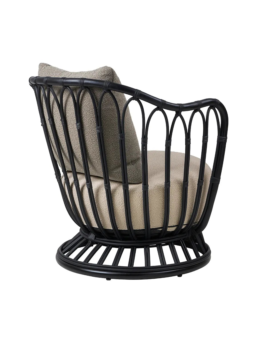Grace Outdoor Lounge Chair fra GUBI - 9 - Jacobsen Plus