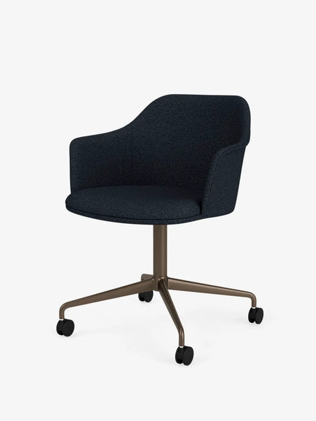 Rely HW51 Stuhl von &Tradition - Hallingdal 180 / Bronziertes Aluminium - Jacobsen Plus