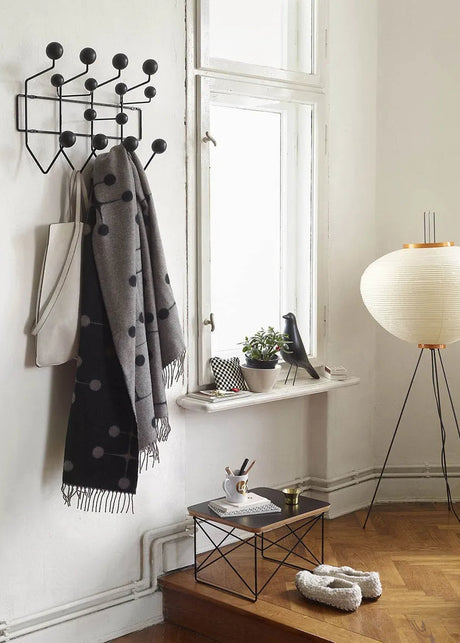 Hang It All, Black Edition, Schwarz von Vitra - 2 - Jacobsen Plus