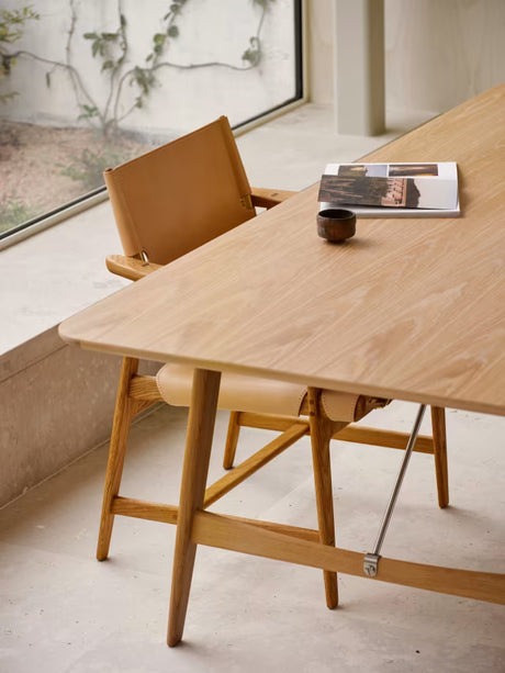 BM1160 Hunting Table, 210 x 95 cm von Børge Mogensen - Eiche - Weißgeölt - Rostfreier Stahl - Jacobsen Plus