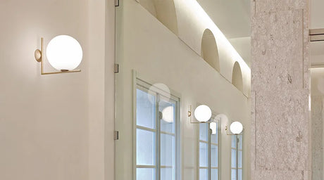 IC Loft-/Wandleuchte 2 fra Flos - Messing - Jacobsen Plus