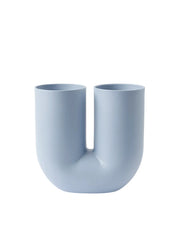 Kink Vase, hellblau von Muuto