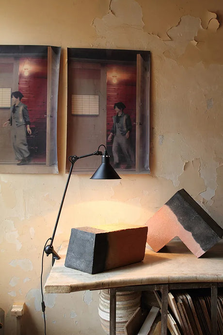 Nr. 201 Tischleuchte von Lampe Gras - Schwarzes Gestell / Schwarz - Jacobsen Plus