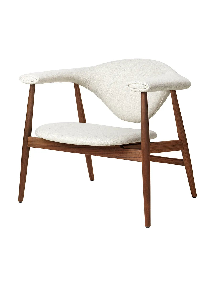 Masculo Lounge Chair von GUBI - Plain, 0026 - Jacobsen Plus
