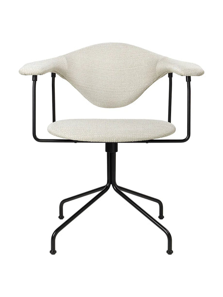 Masculo Meeting Chair von GUBI - "Eero Special FR, 106" - Jacobsen Plus