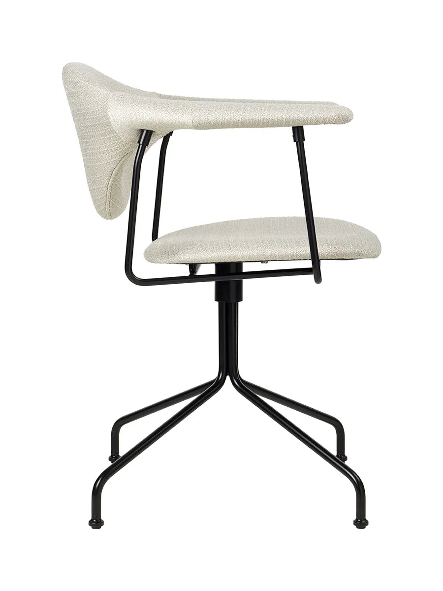 Masculo Meeting Chair fra GUBI - 7 - Jacobsen Plus