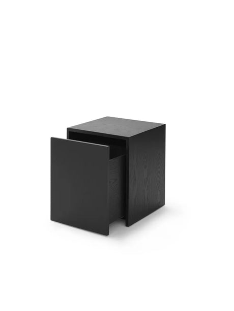 Mass Side Table, schwarz von New Works - 5 - Jacobsen Plus