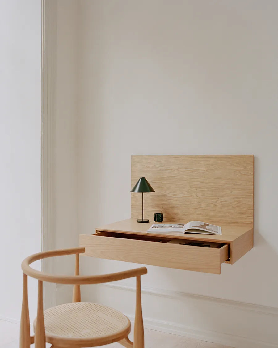 Tana Wandmontierter Schreibtisch, Eiche von New Works
